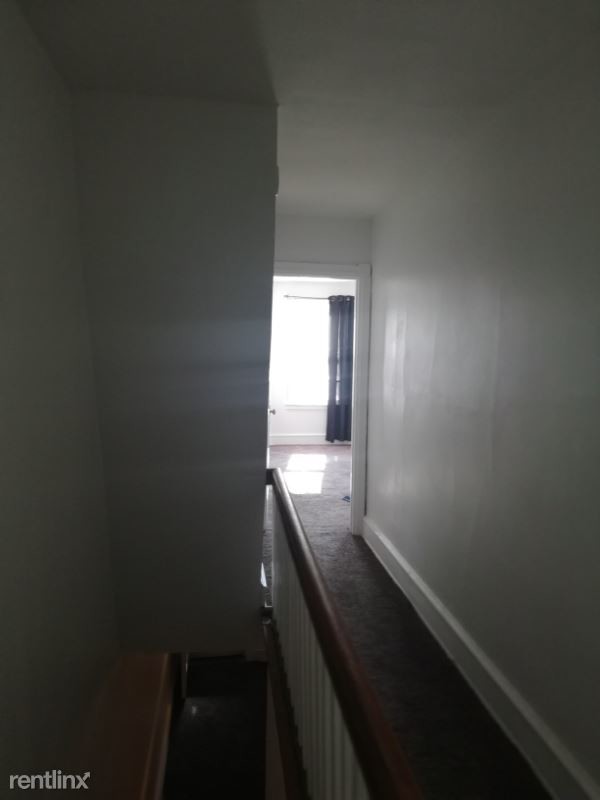 Building Photo - 3 br, 1 bath House - 115 W 29th St