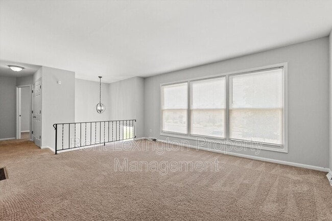 Photo - 831 Malabu Dr House