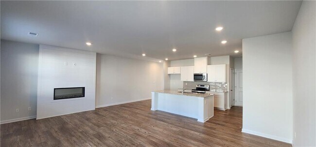 Building Photo - 5312 Melbourne Ln