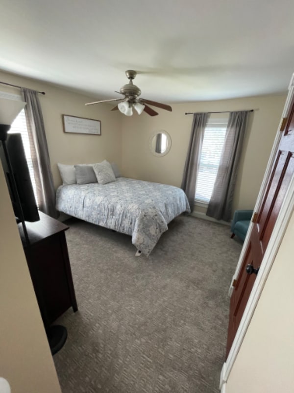 Building Photo - 124 E Front St