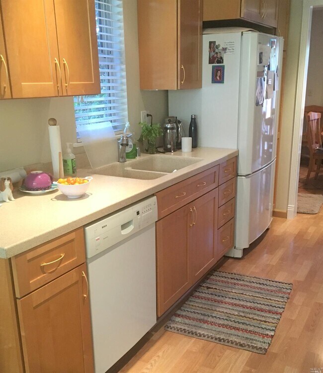 Building Photo - 147 Mariner Green Ct