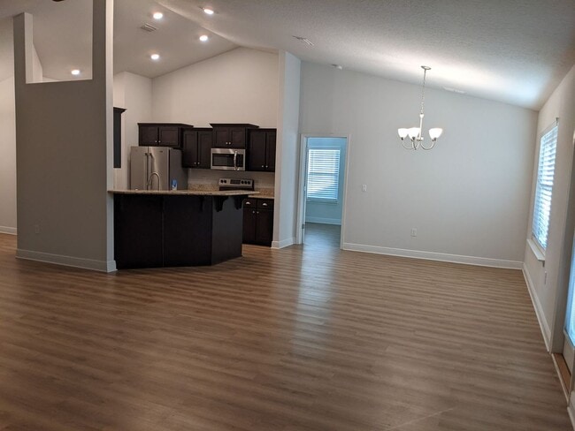 Foto del edificio - Craftsman-Style 4-Bedroom Home - Winners Gait
