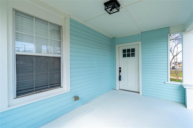 Building Photo - 1011 S Armstrong Ave