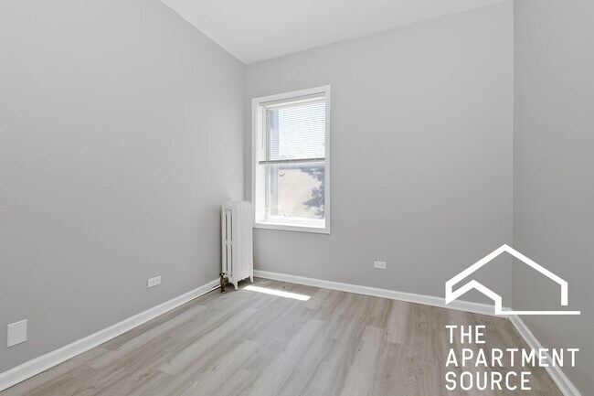 Building Photo - 3109 W 62nd St