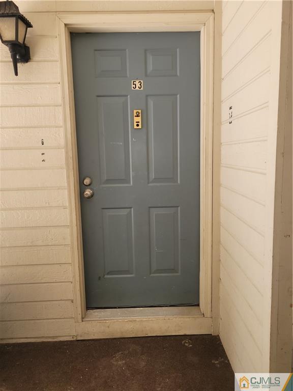 Foto principal - 53 Taylor Dr