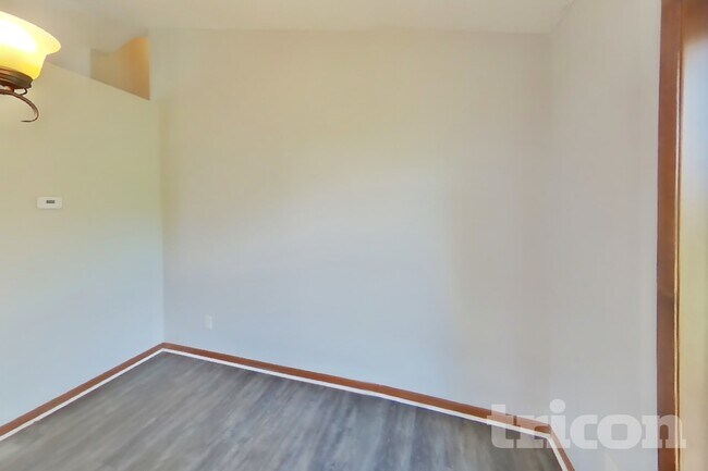 Foto del edificio - 4367 87th St NE