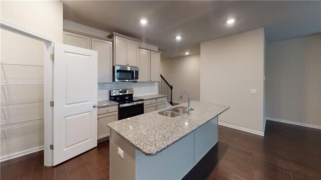 Building Photo - 2177 Apollo Pl