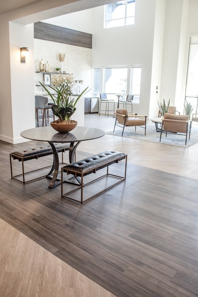 Casa club - The Village at North Station