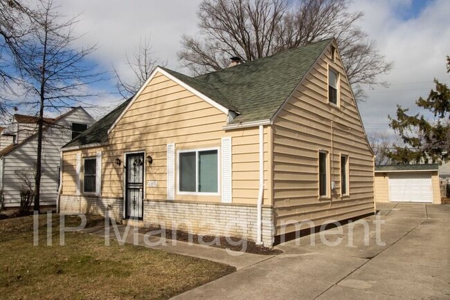 Building Photo - Beautiful 3 bedroom 1 bathroom in Euclid!