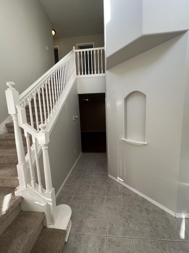 Foto del edificio - 9408 Cook Ct NE