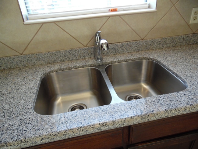 Building Photo - 1708 N Avenue R