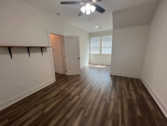 Foto del edificio - 531 N Ross St