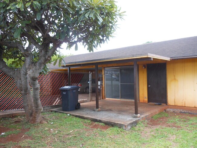 Building Photo - 1299 Hooli Cir