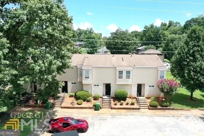 Primary Photo - 2016 Oak Park Ln