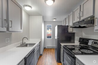 2BR, 1BA - 844SF - Serrano Apartments
