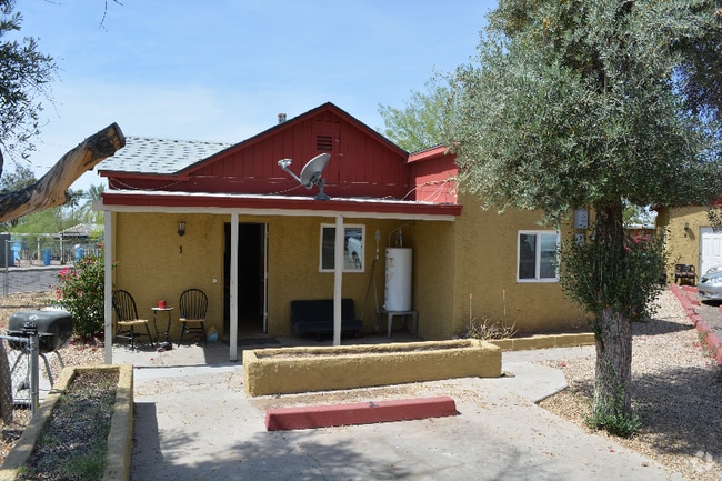 Building Photo - 10202 N 9th Ave