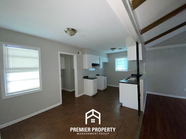 Building Photo - Bright 3BR Home in Raleigh | High Vaulted Ceilings & Large Fenced Backyard
