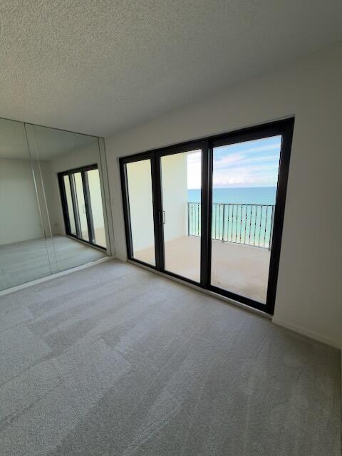 Foto del edificio - 10044 S Ocean Dr