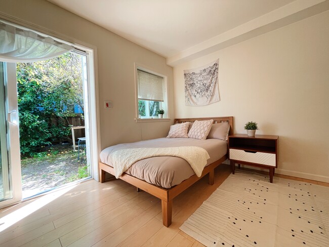Foto del edificio - 3879 23rd St