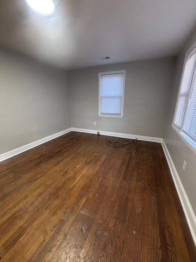 Foto del edificio - 2 bedroom 1 bathroom house