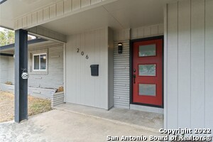 Building Photo - 206 Grotto Blvd