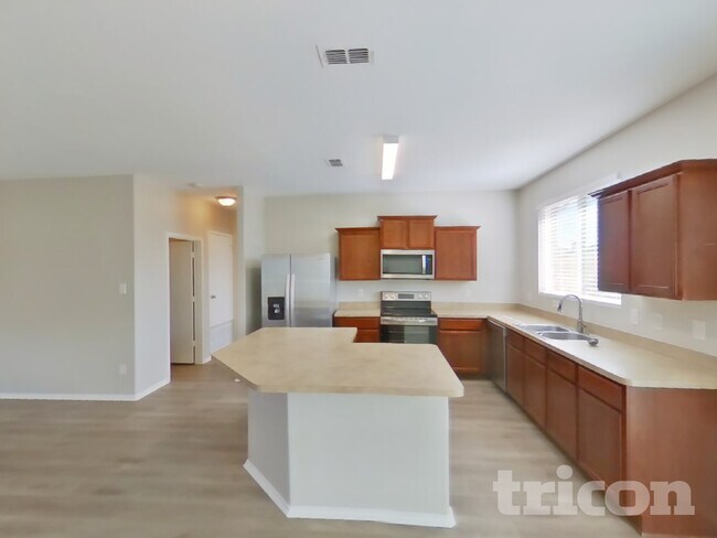 Building Photo - 416 San Lucas Dr