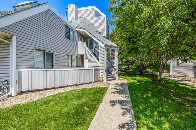Foto del edificio - "Cozy 1-Bedroom Condo Retreat in Prime Tho...