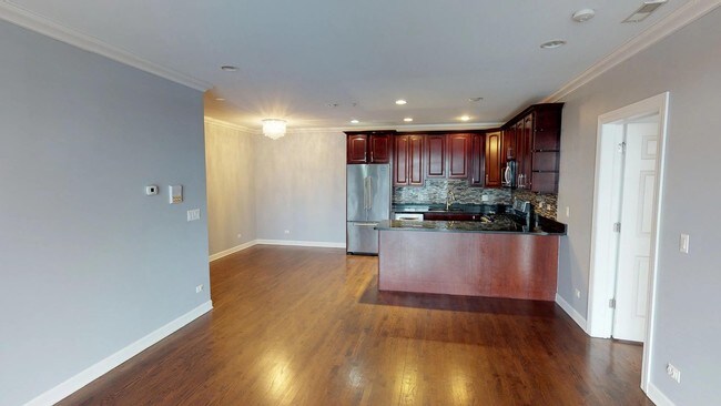 Foto del edificio - 5321 N Lincoln Ave