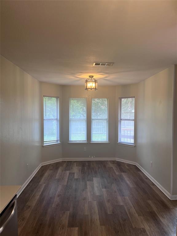 Foto del edificio - 506 Clearcreek Dr