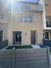 Building Photo - 777 Abby Dr