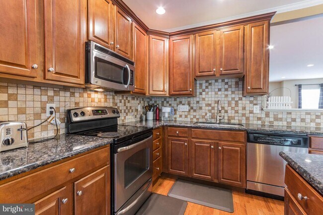 Building Photo - 418 Jacobsen Drive