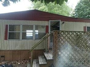 Building Photo - 2865 Hope Church Rd