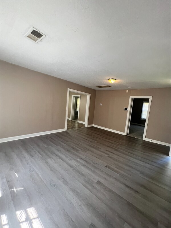 Building Photo - 1308 S Lexington St