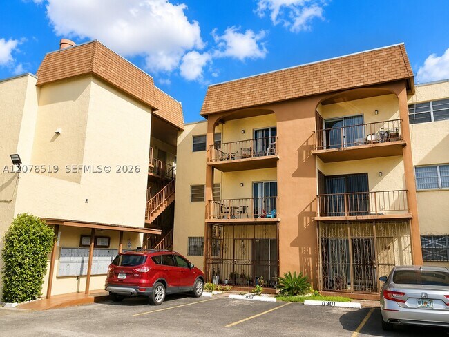 Foto del edificio - 10850 W Flagler St