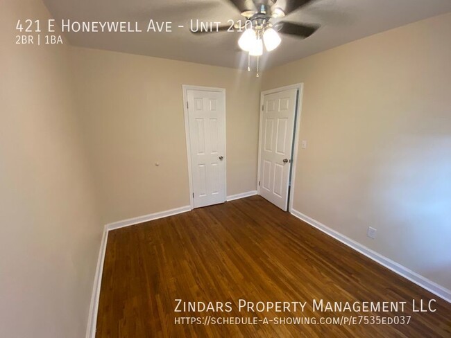 Foto del edificio - 421 E Honeywell Ave