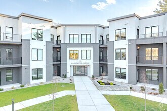 Building Photo - 410 Wave - Open House 2/28 2-5 appt. only