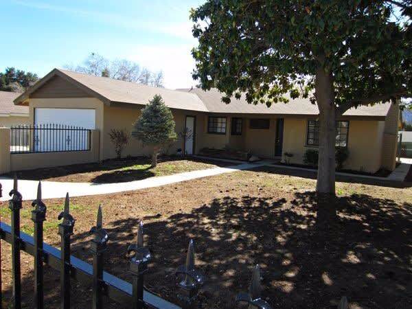 Foto principal - 1224 W Hoffer St
