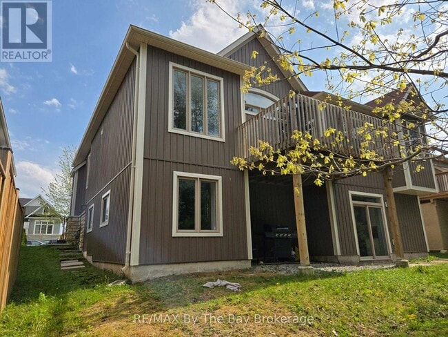 Building Photo - 93 Allegra Dr