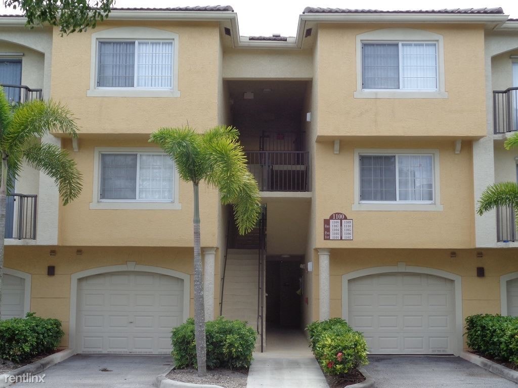 2 Br 2 Bath Condo Grand View At Crestwood Condo For Rent In Royal Palm Beach Fl Apartments Com