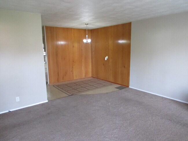 Foto del edificio - 3421 N Indiana Ave