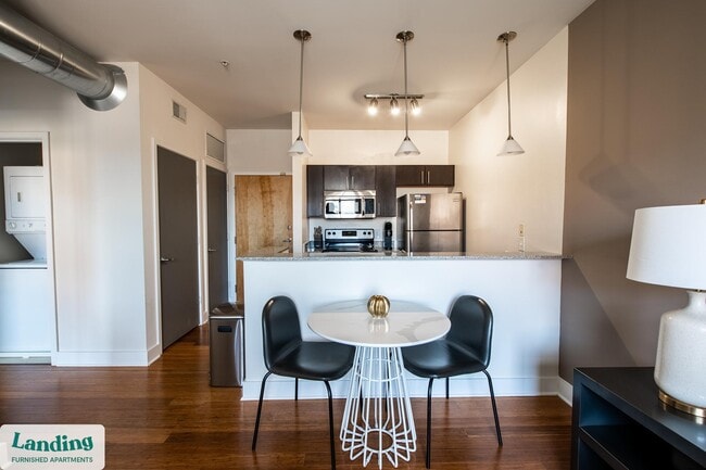 Building Photo - 1820 E Broad St