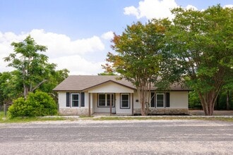 Building Photo - 229 Doeskin Dr