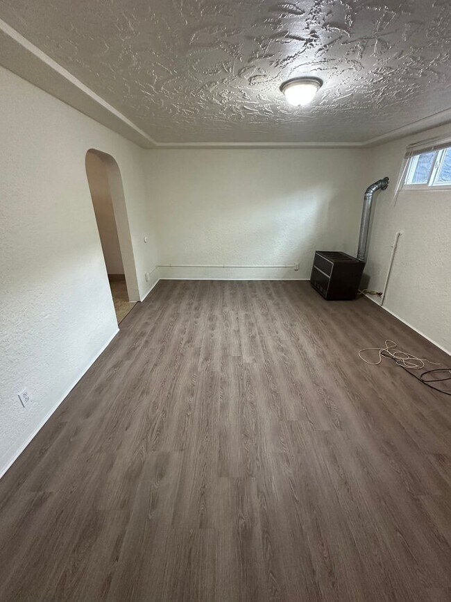 Foto del edificio - SW 1st Triplex