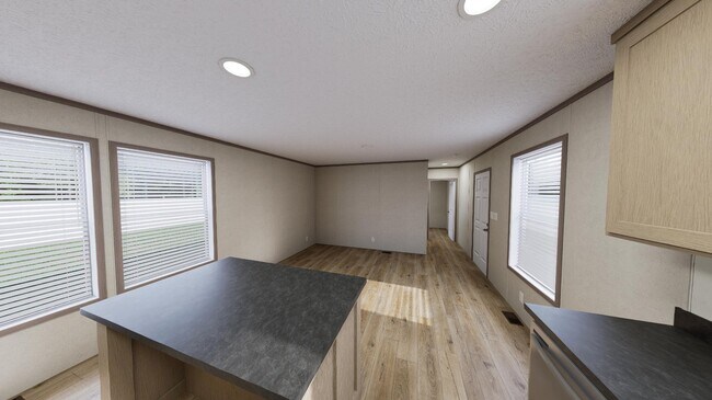 Foto del edificio - 5498 Toms Pl