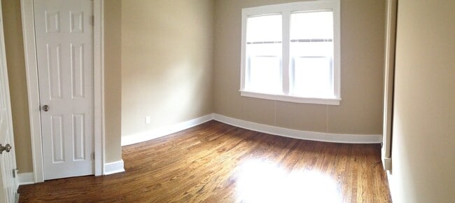 Building Photo - 116 Oak Hill Ave Ave