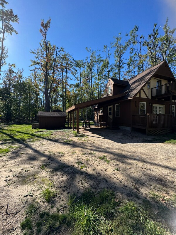 Foto del edificio - 6848 Whispering Pines Dr