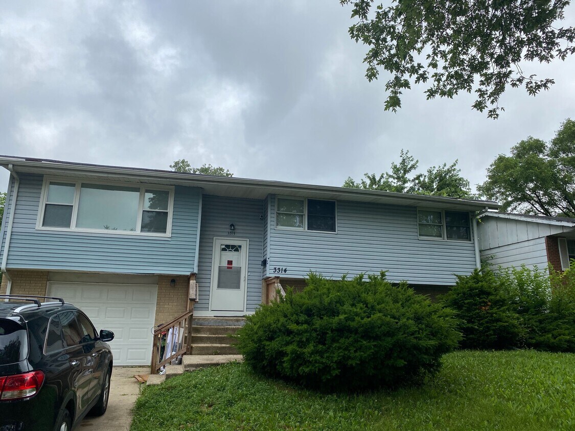 Primary Photo - 3314 Birchwood Dr