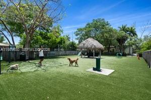 Foto del edificio - 6310 SW 79th St