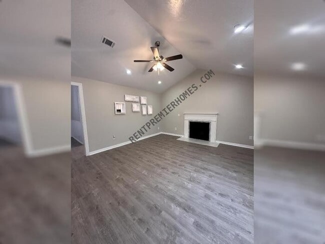 Building Photo - 8317 NW 85th St