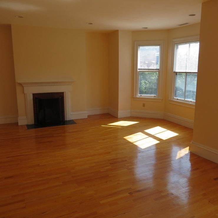Primary Photo - 75 Berkeley St